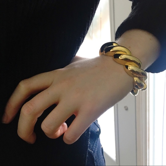 Vintage Jewelry - 🛍 Vintage Gold Wave Bangle Hinge Bracelet